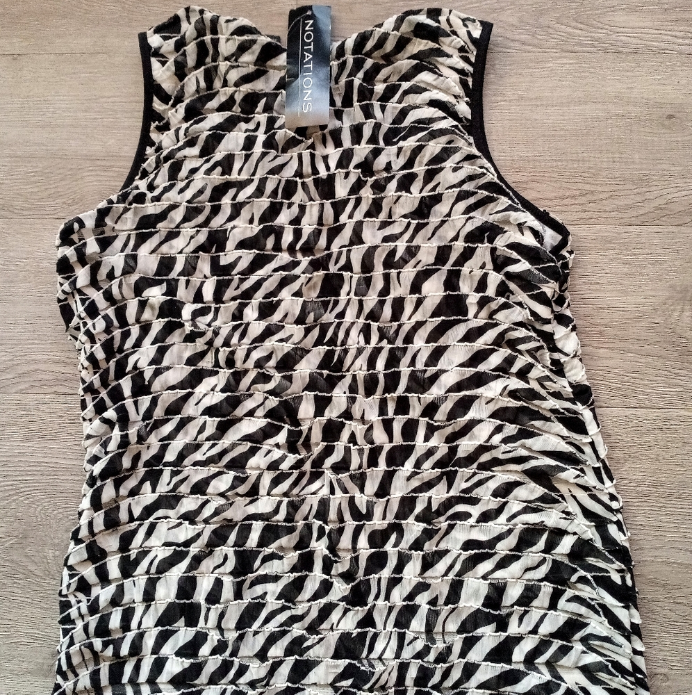 NWT Notations  Ruffled Layers Top - Picture 2 of 6